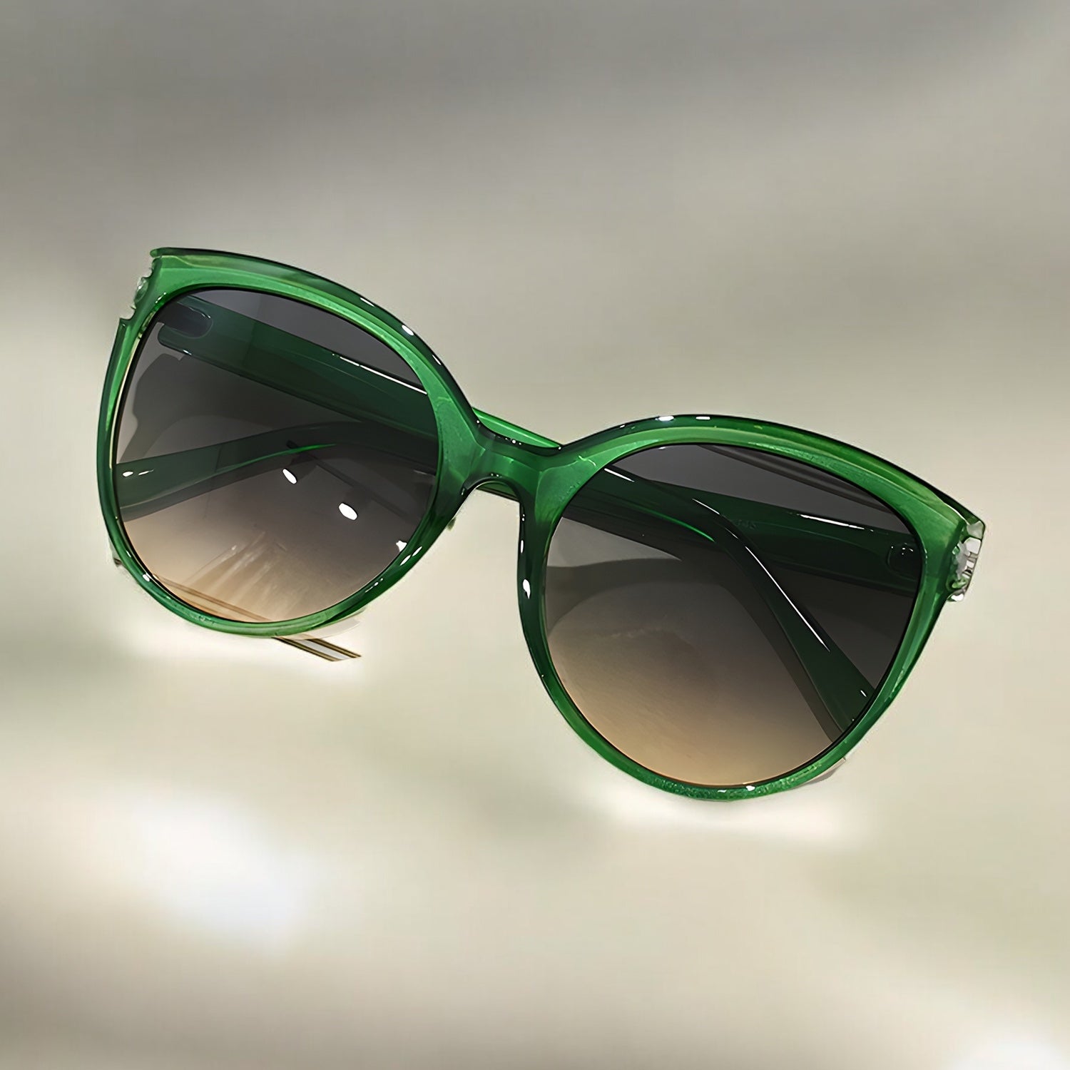 Laroche™ | Lunettes de Soleil Oversize – Élégantes et Tendance