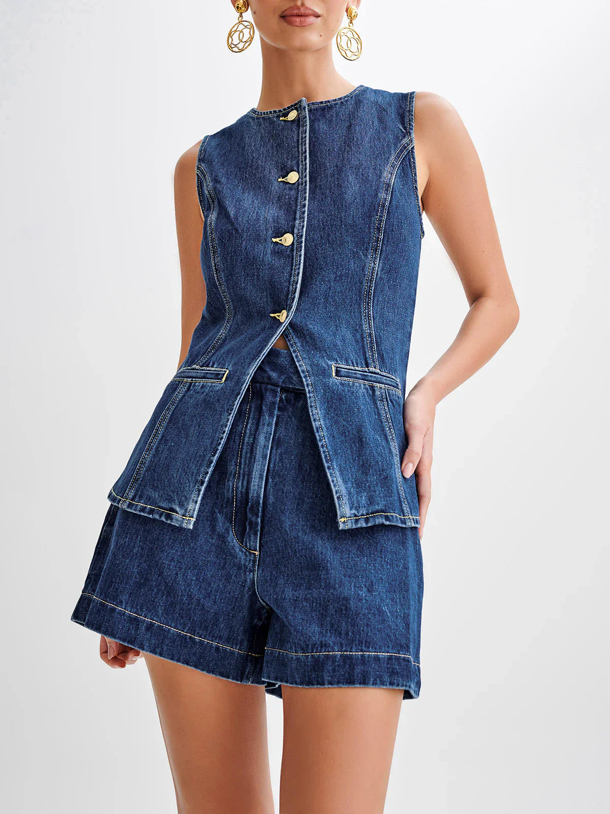 Laroche™ | Ensemble assorti en denim : gilet et shorts