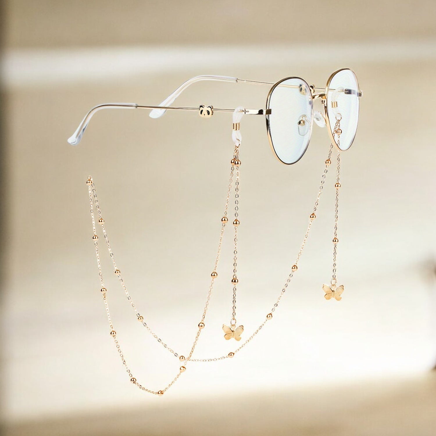 Laroche™ | Chaîne de Lunettes Dorée avec Breloques – Élégante et Raffinée